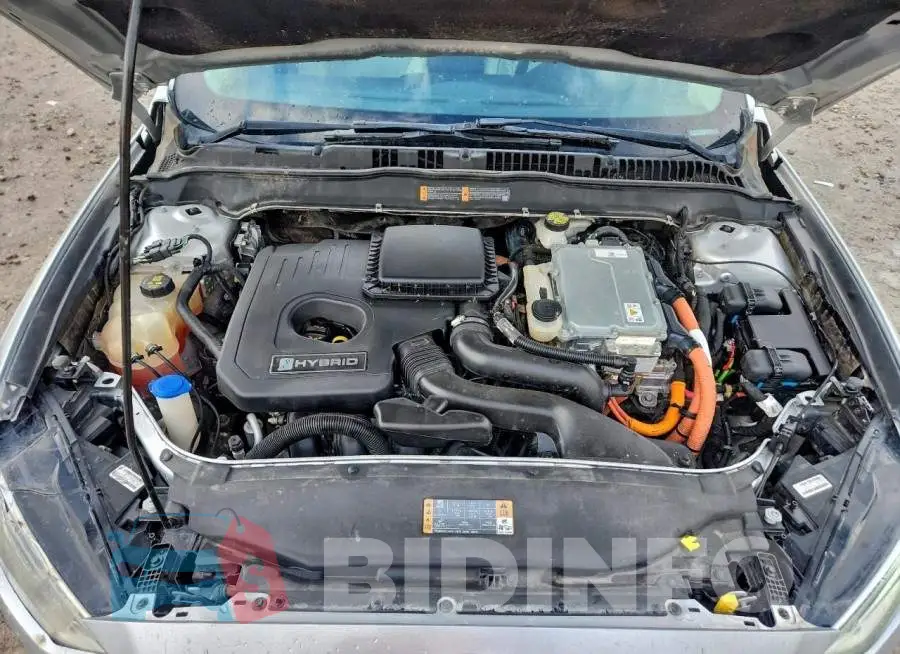 3FA6P0RU6JR243329 Photo# 11