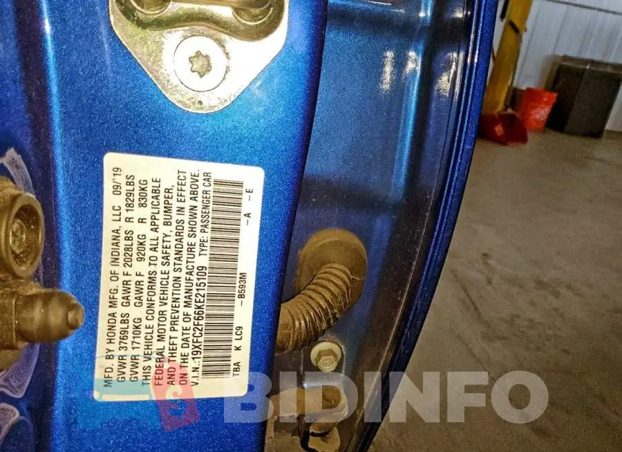 19XFC2F66KE215109 Photo# 12