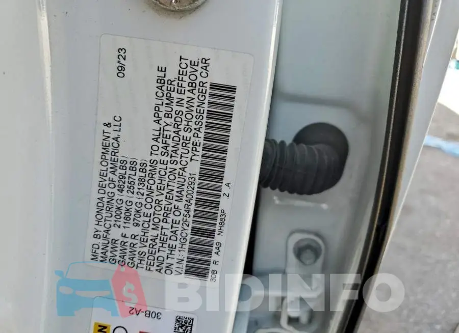 1HGCY2F54RA002931 Photo# 12