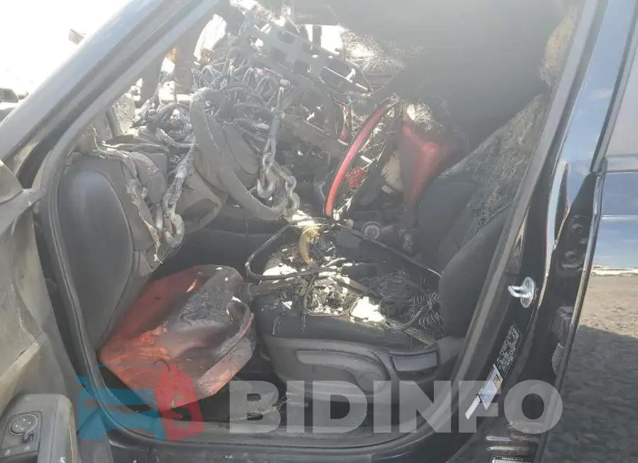 KNDJ22AUXL7007786 Photo# 7