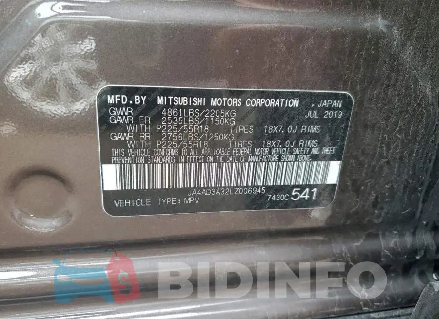 JA4AD3A32LZ006945 Photo# 14
