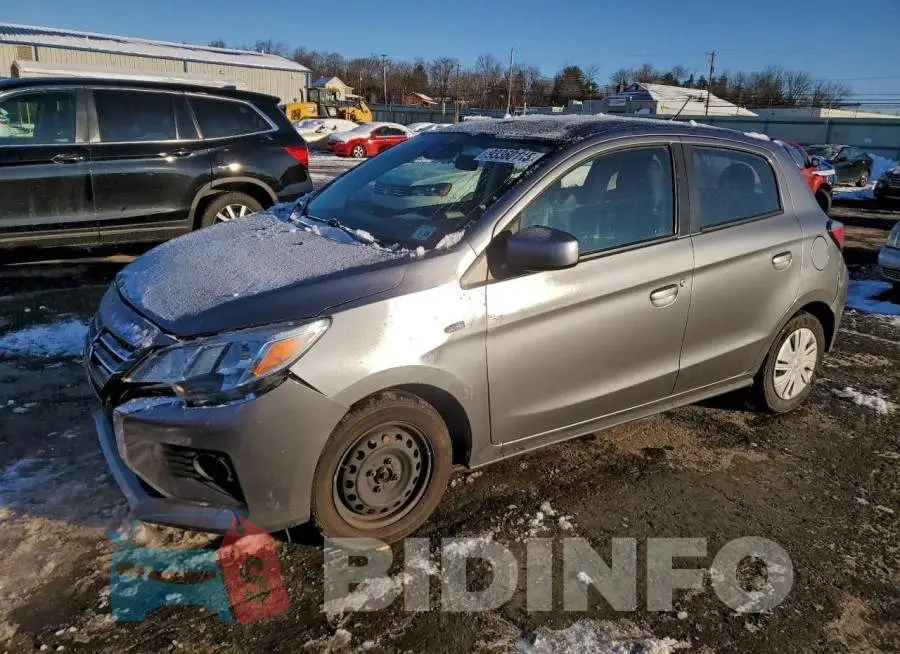 ML32AUHJ7MH005166 Photo# 1