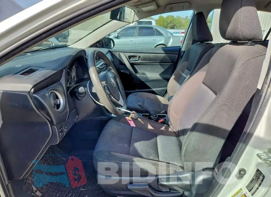 2T1BURHE7JC032016 Photo# 7