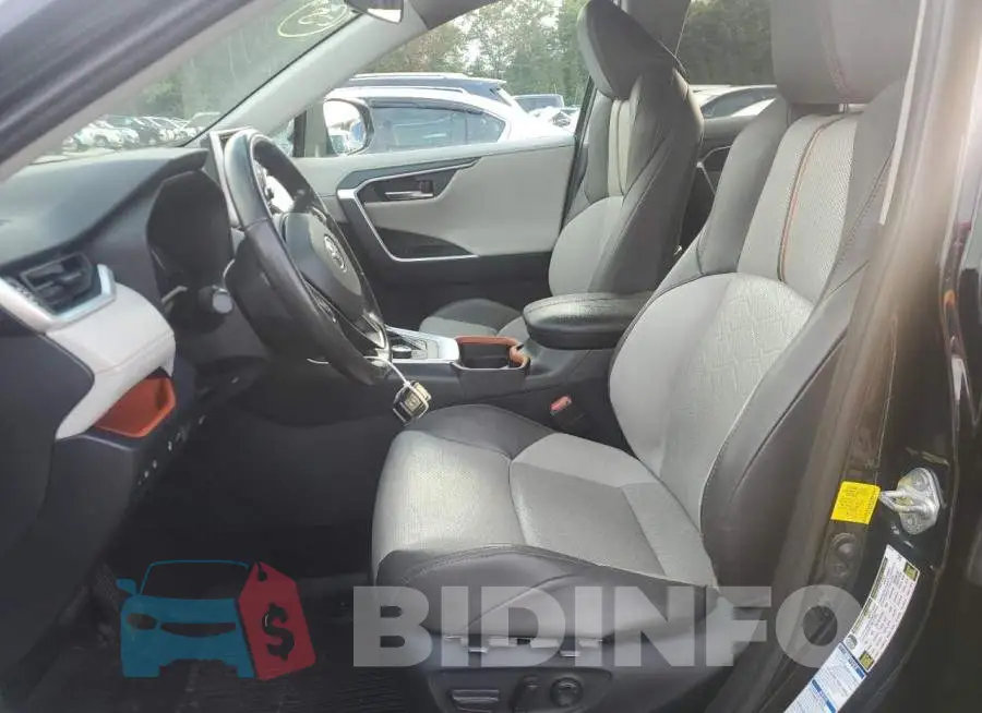 2T3J1RFV8KW017166 Photo# 7