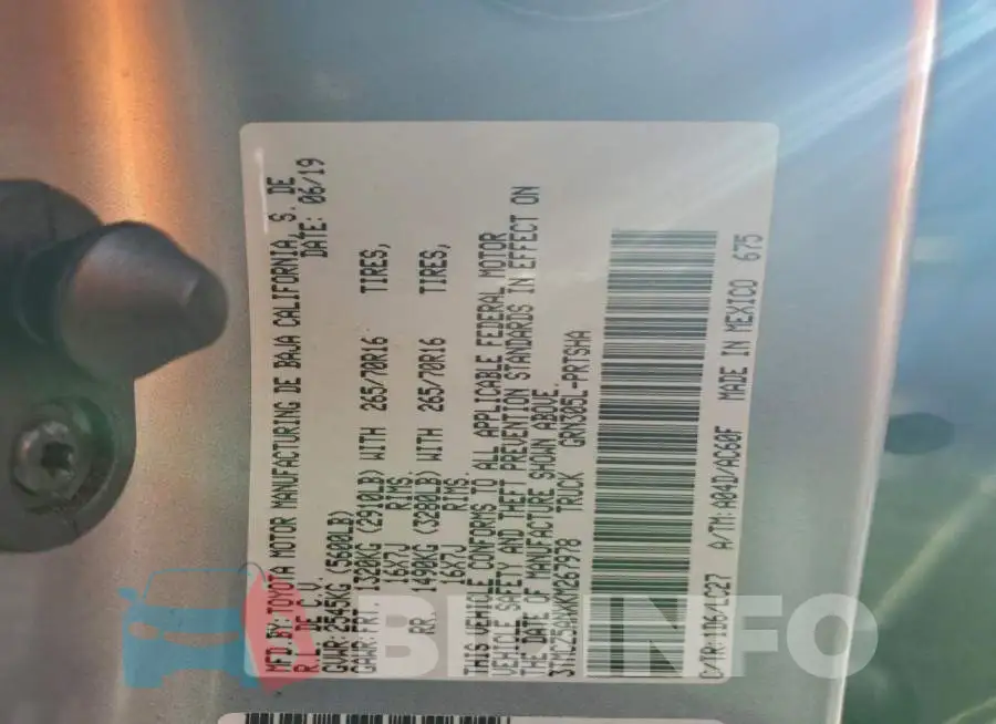 3TMCZ5ANXKM267978 Photo# 12