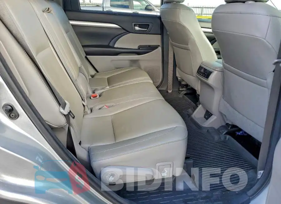 5TDJZRFH4JS525153 Photo# 11