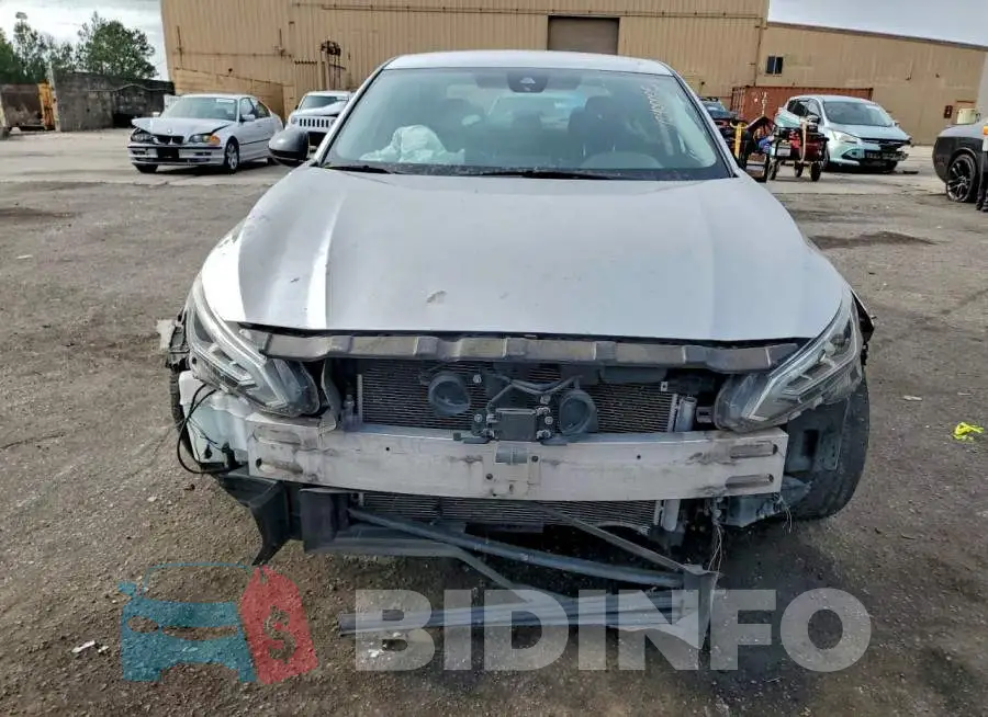 1N4BL4CV6LC171682 Photo# 5