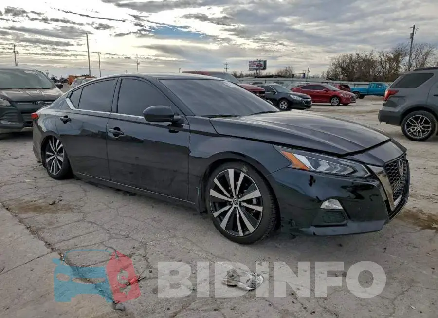 1N4BL4CV8NN414433 Photo# 4