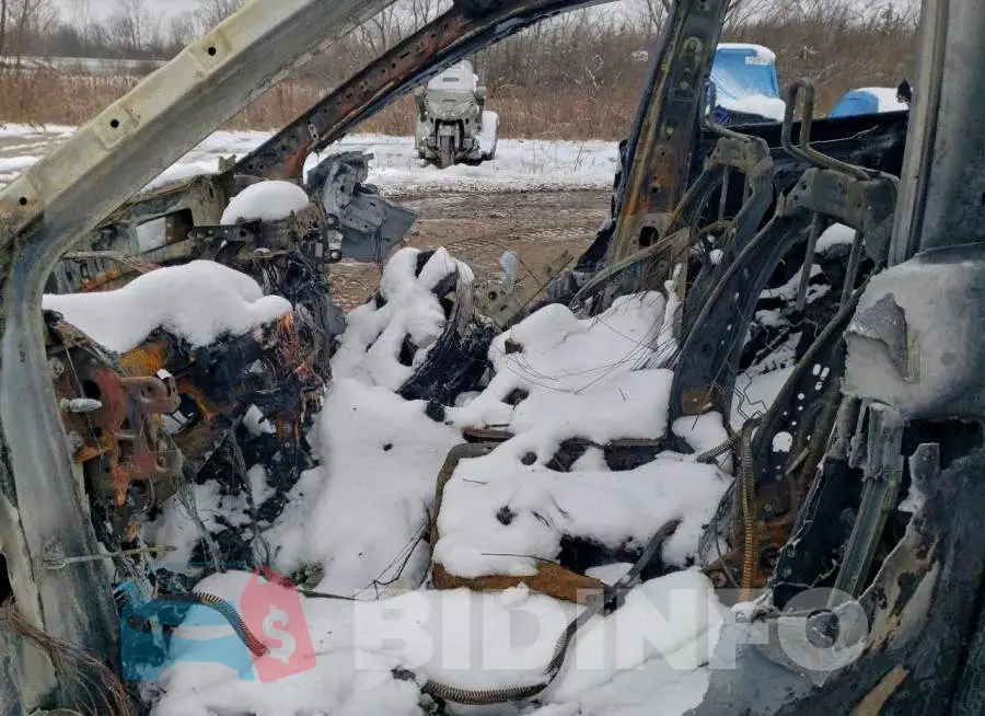 5N1BT3CB7PC747811 Photo# 7