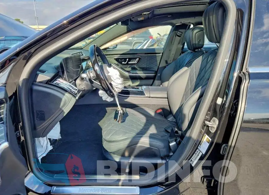 W1K6G7GB9SA325478 Photo# 7