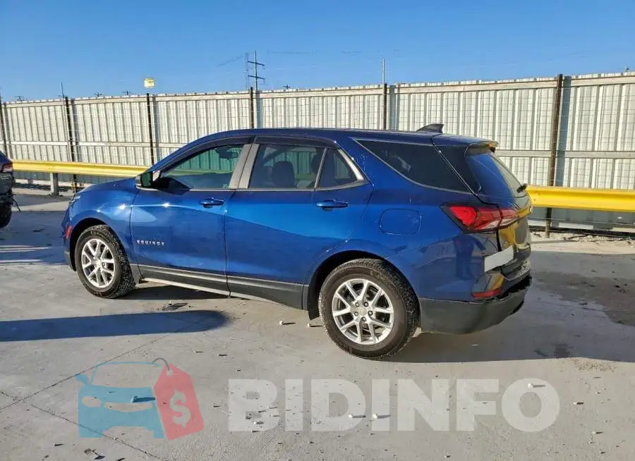 3GNAXHEV4NS210742 Photo# 2