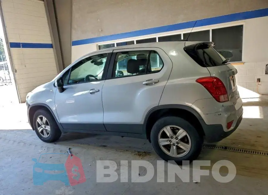 3GNCJNSB5JL329326 Photo# 2