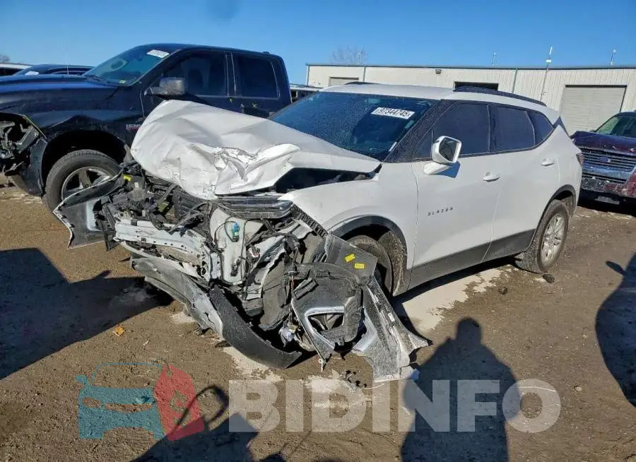 3GNKBHRS3LS647972 Photo# 1
