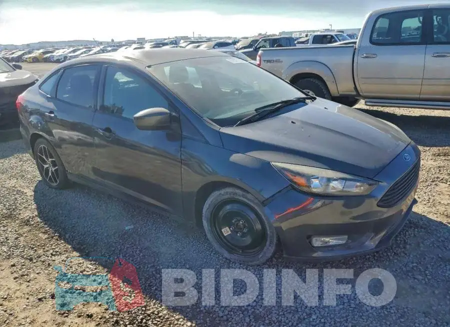 1FADP3FE0JL224232 Photo# 4