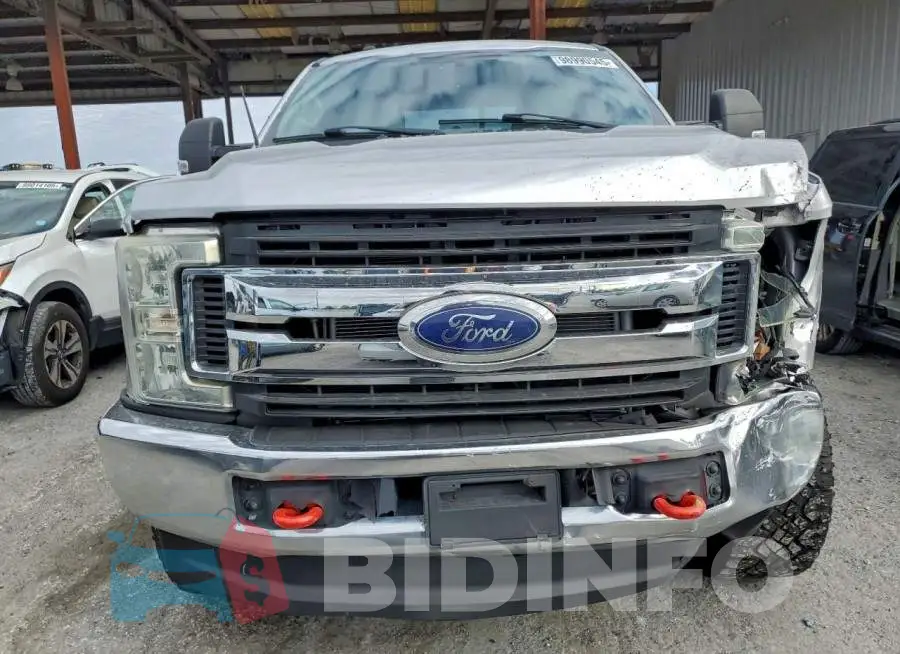 1FT7W2B66JEB16396 Photo# 5