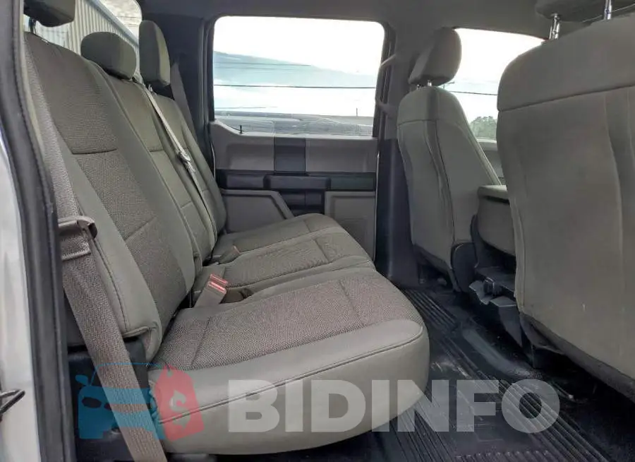1FT7W2B66JEB16396 Photo# 10