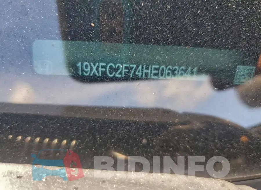 19XFC2F74HE063641 Photo# 12
