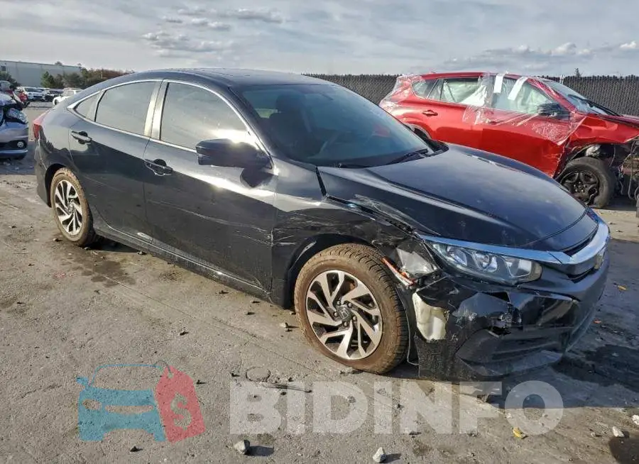 19XFC2F74HE063641 Photo# 4