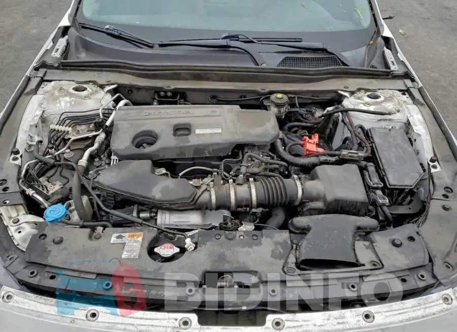 1HGCV2F96KA016881 Photo# 11