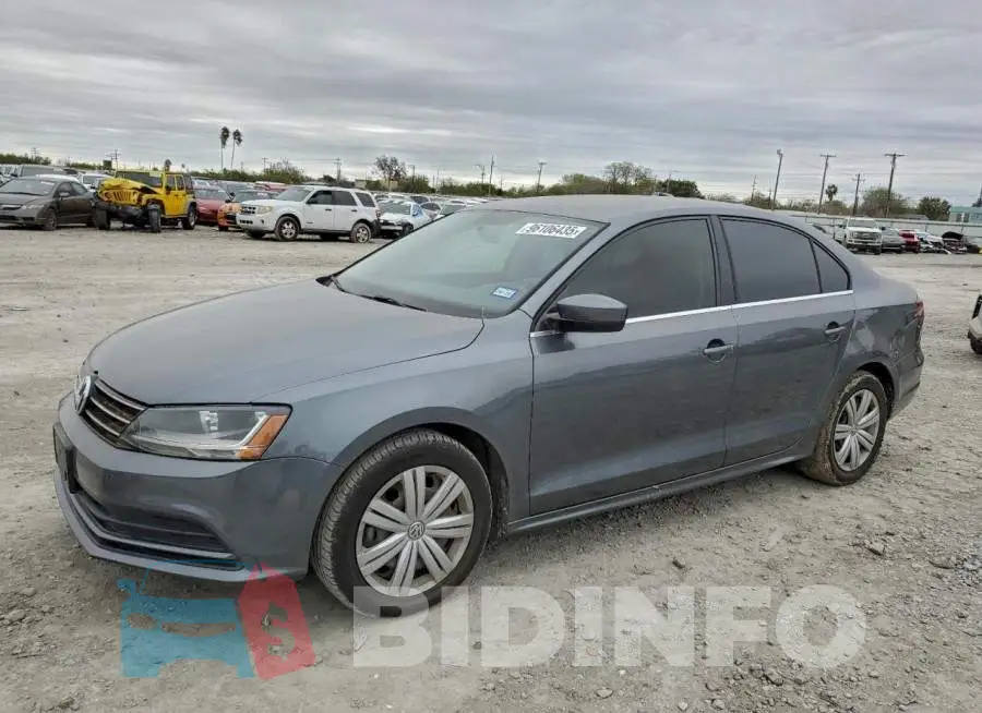3VW2B7AJ8HM350257 Photo# 1