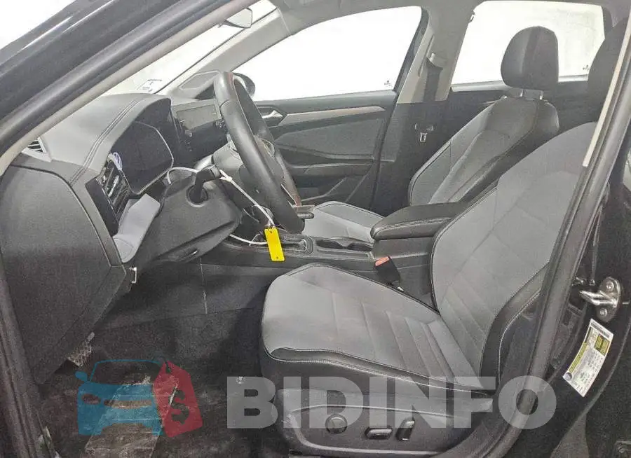 3VW7X7BU5SM095672 Photo# 7