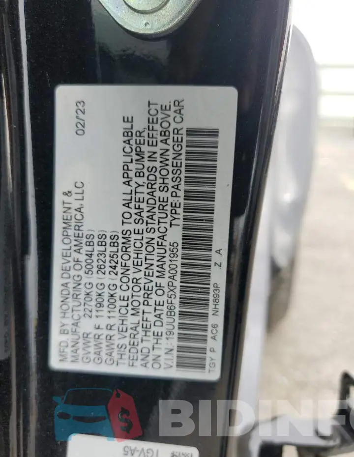 19UUB6F5XPA001955 Photo# 13