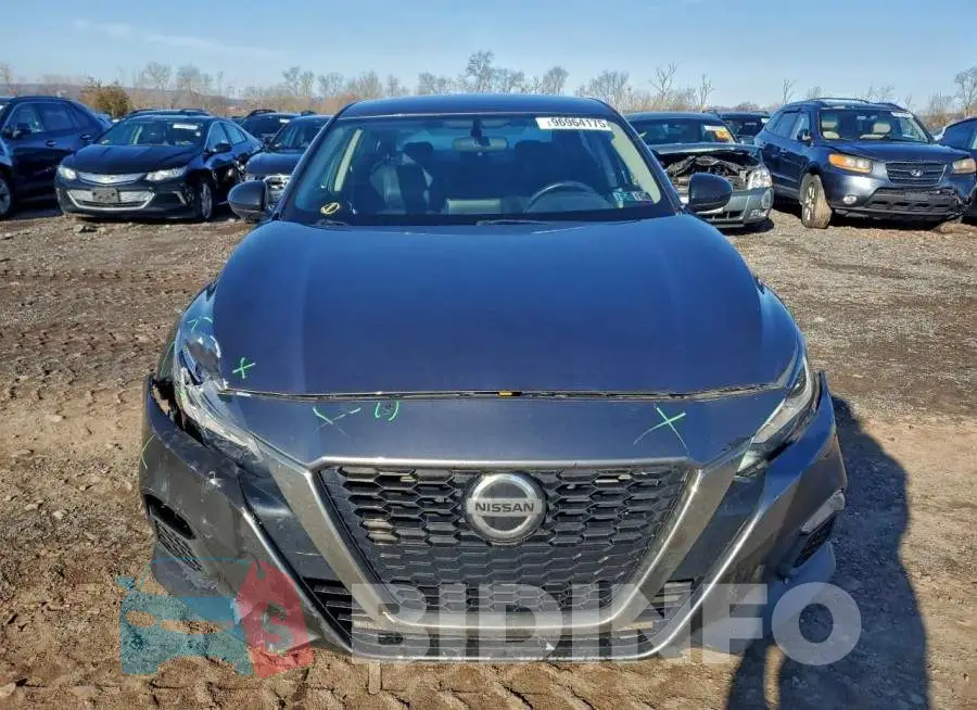 1N4BL4CV1KC173502 Photo# 5