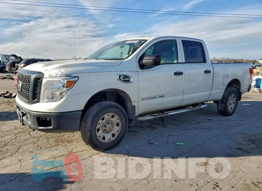 1N6BA1F31JN519427 Photo# 1