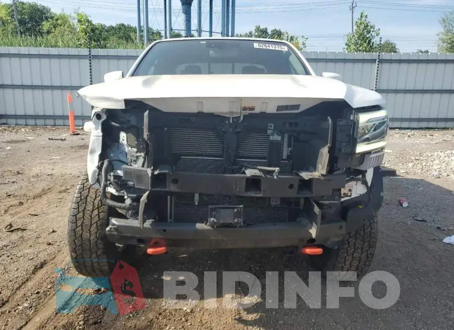 1N6ED1EK8NN685172 Photo# 5