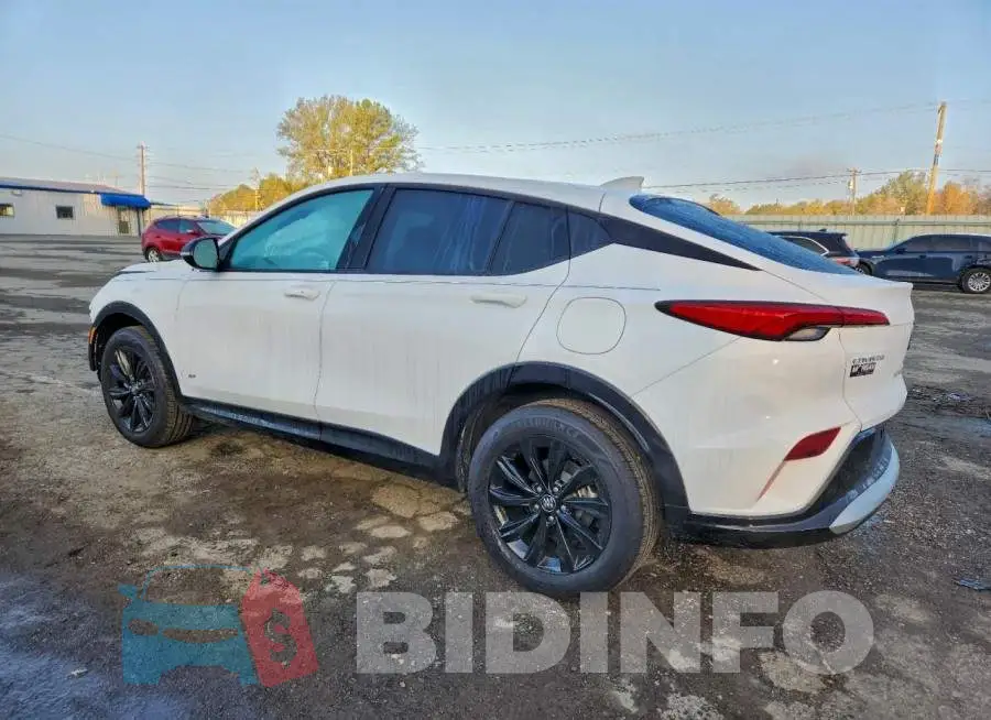 KL47LBEP8SB237988 Photo# 2