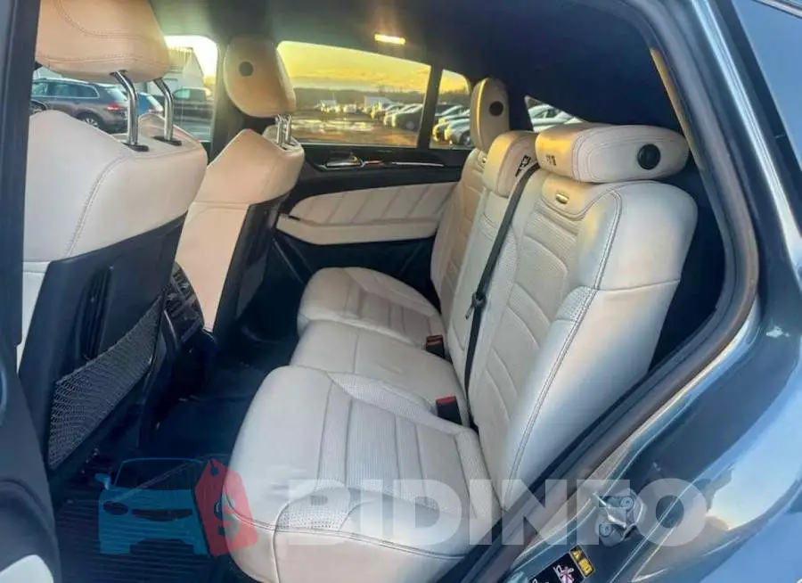 4JGED7FB5KA138721 Photo# 7