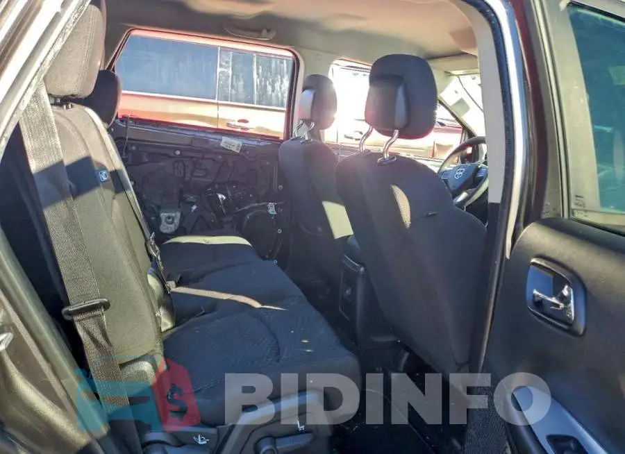 3C4PDCAB9JT302623 Photo# 11