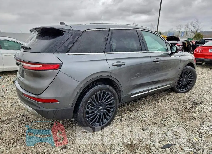 5LMCJ2D92NUL13588 Photo# 3