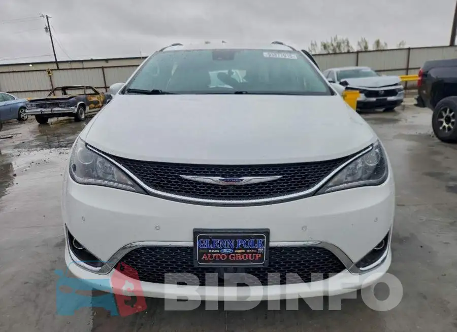 2C4RC1EG7KR570015 Photo# 5