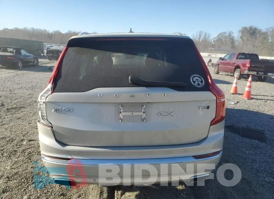 YV4A22PL7M1746243 Photo# 6