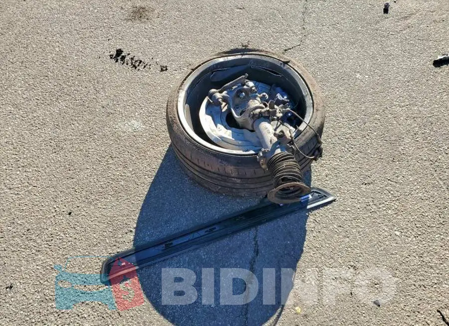 WBS4Y9C00LFJ55152 Photo# 12