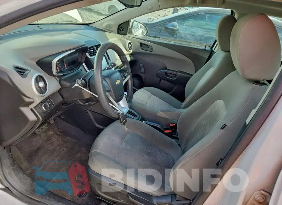 1G1JG6SH4H4167710 Photo# 7