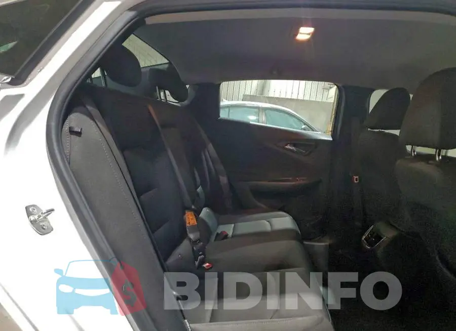 1G1ZD5ST2RF205886 Photo# 10