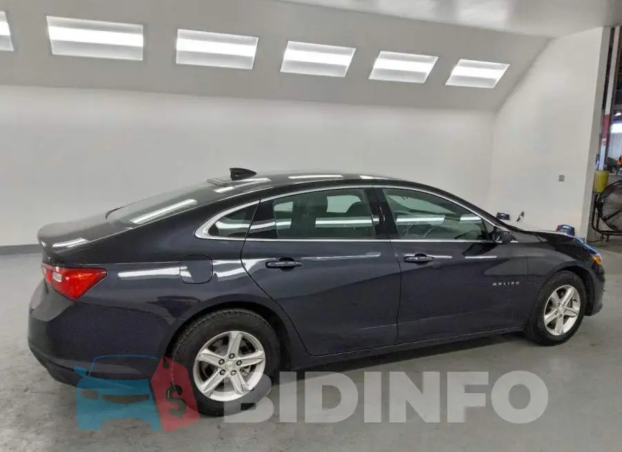 1G1ZD5ST9PF175704 Photo# 3