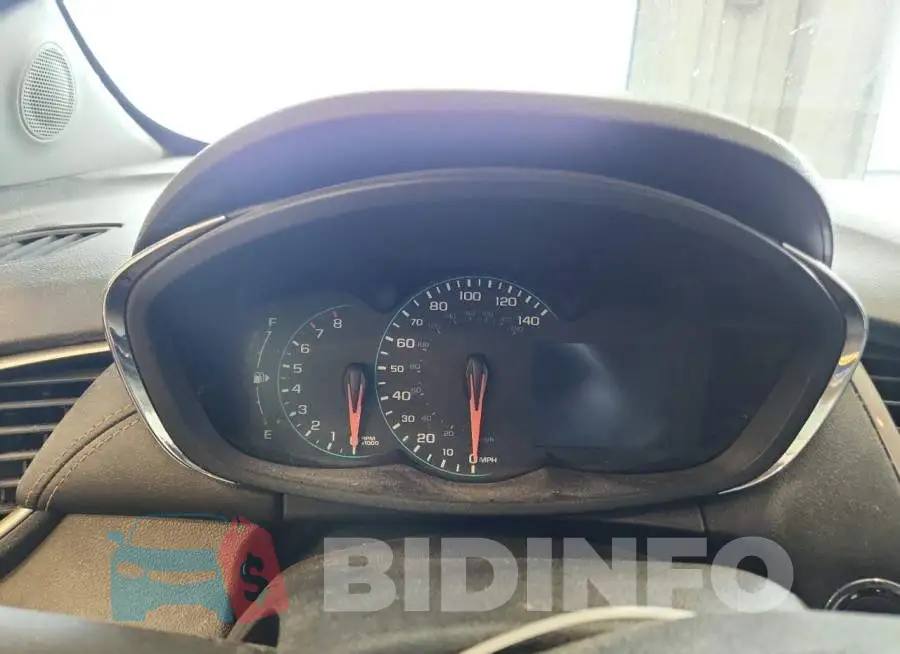 KL7CJPSB5JB607113 Photo# 9