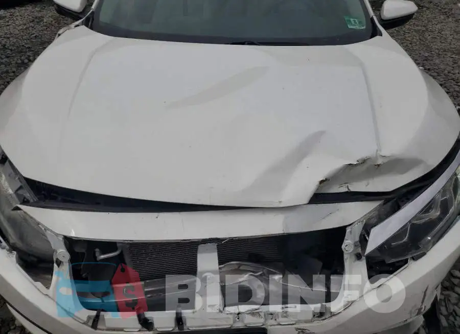 19XFC2F78JE207021 Photo# 11