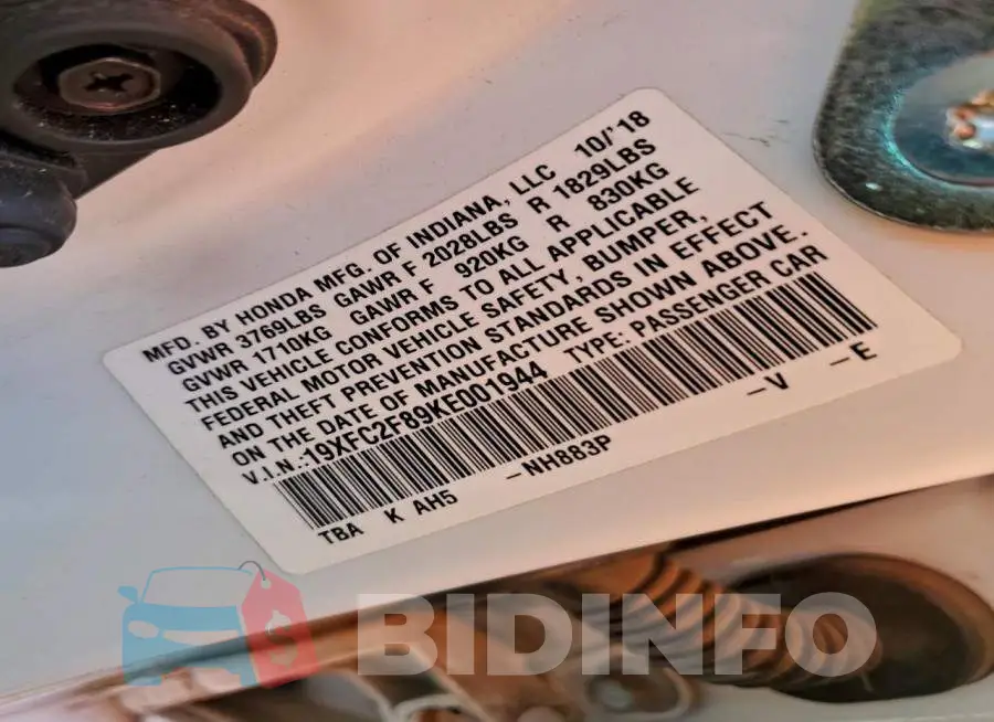 19XFC2F89KE001944 Photo# 13