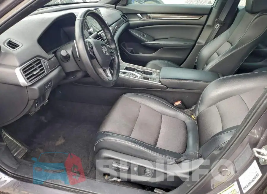 1HGCV2F35JA000505 Photo# 7