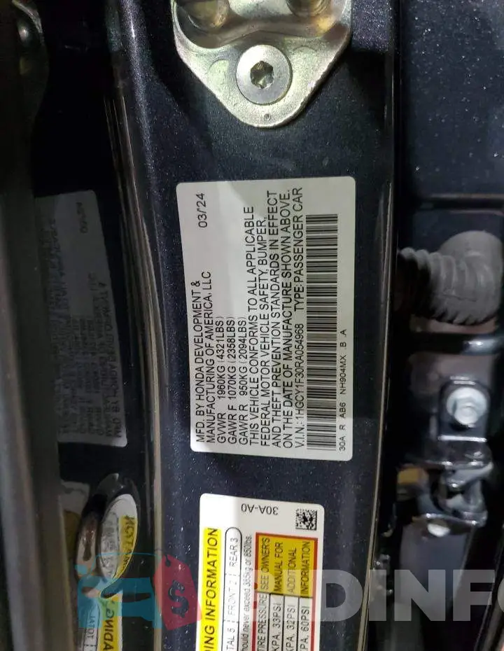 1HGCY1F30RA054968 Photo# 12