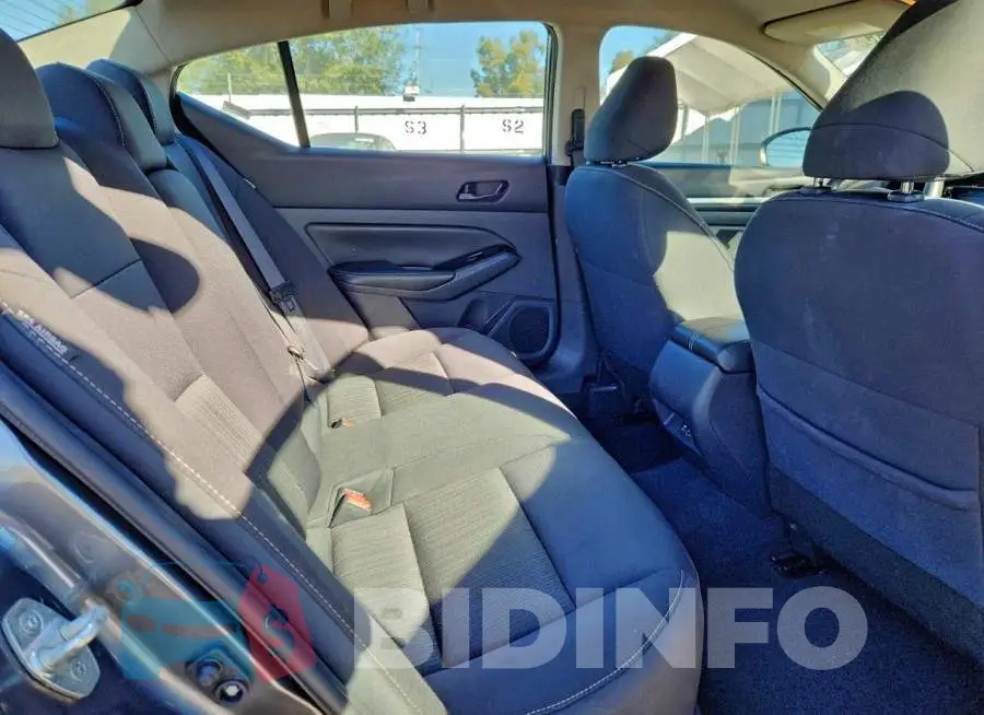 1N4BL4DVXPN308826 Photo# 10