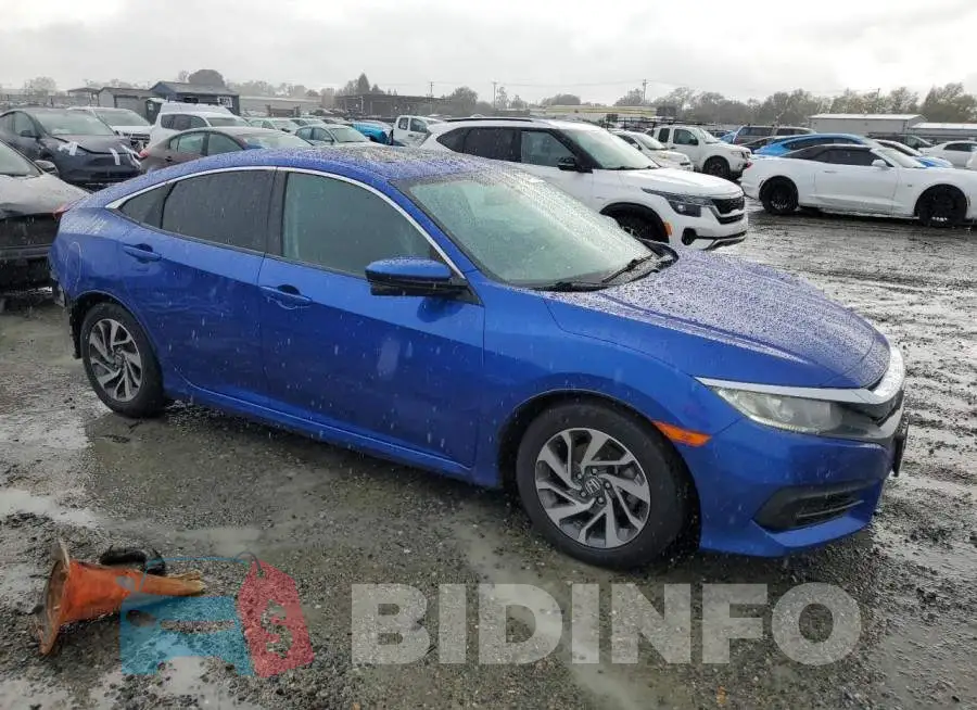 19XFC2F78HE216683 Photo# 4