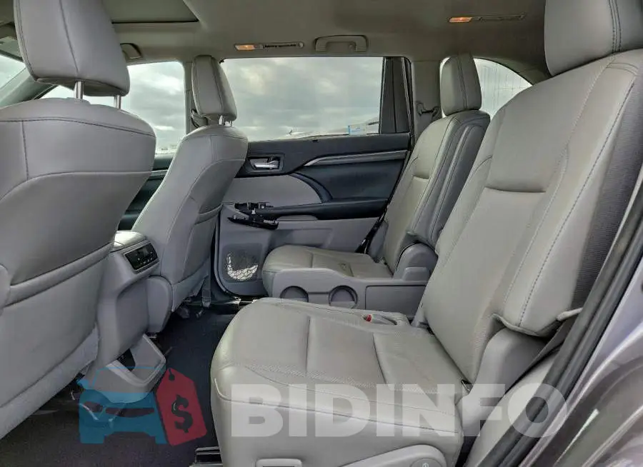 5TDDZRFH4JS826244 Photo# 11