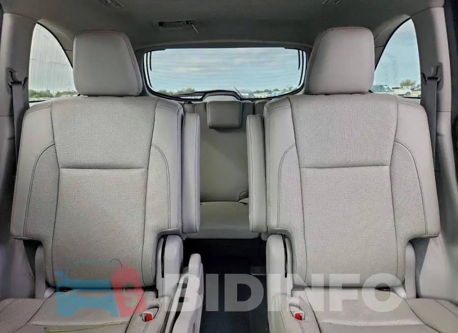 5TDDZRFH4JS826244 Photo# 10