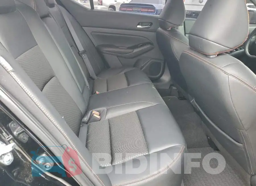 1N4BL4CV4SN337572 Photo# 10