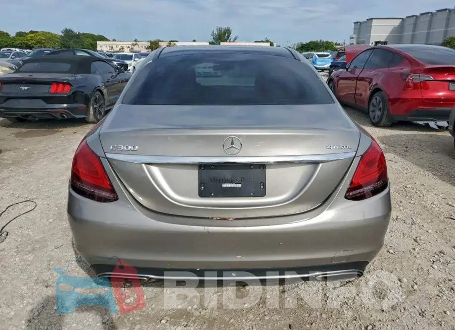 55SWF8EB5KU286108 Photo# 6